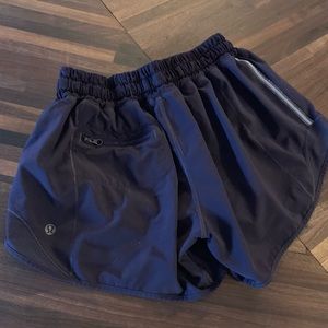 Size 4 Hotty hot short 4"